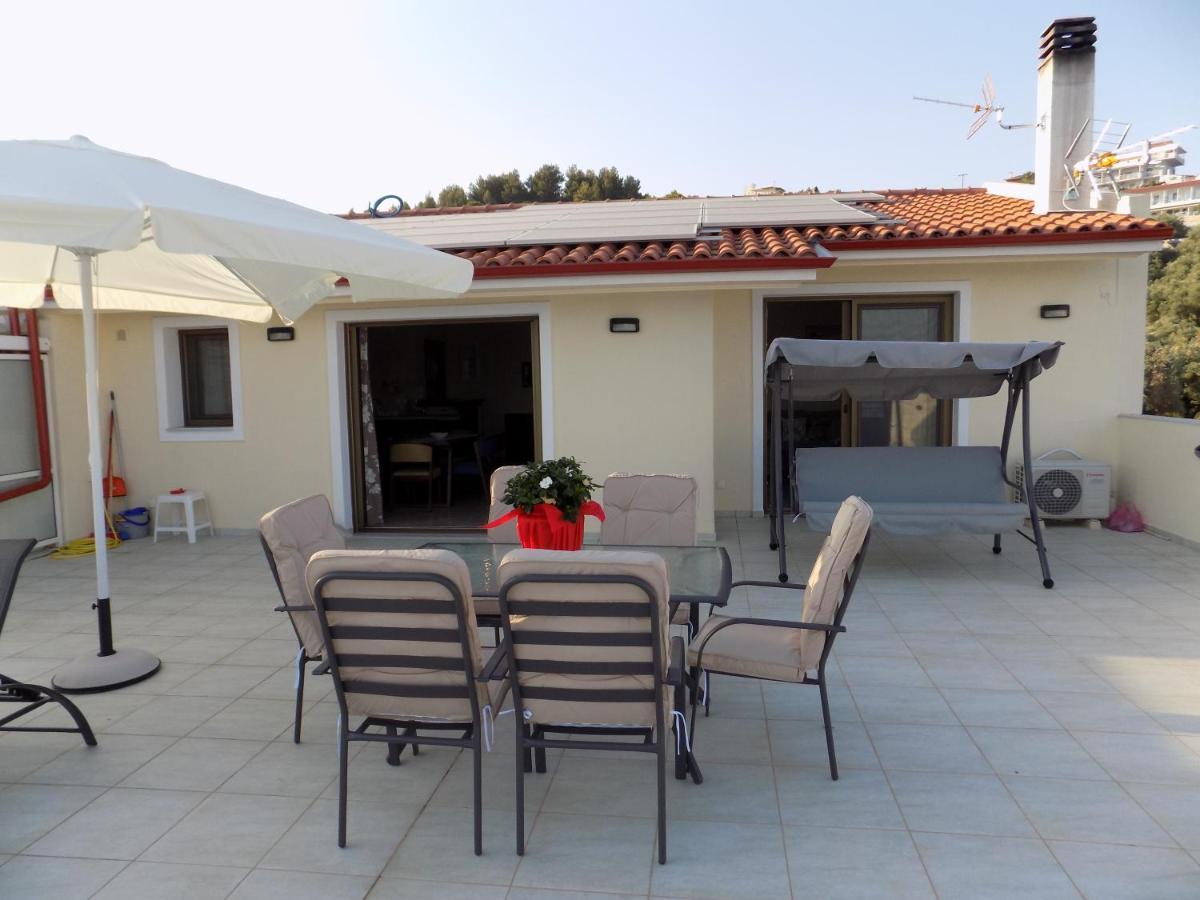 Rhodon House Appartamento *