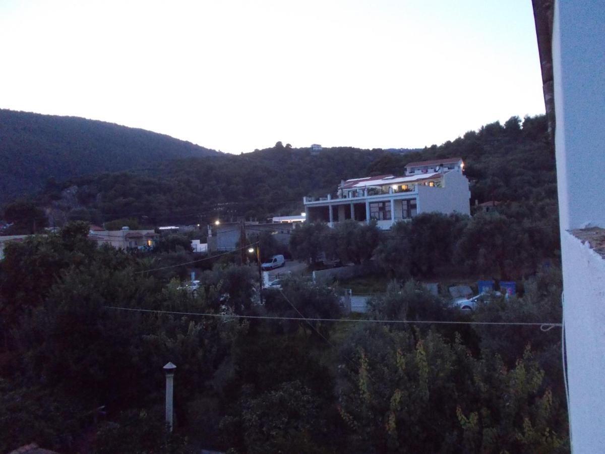 Appartamento Rhodon House *